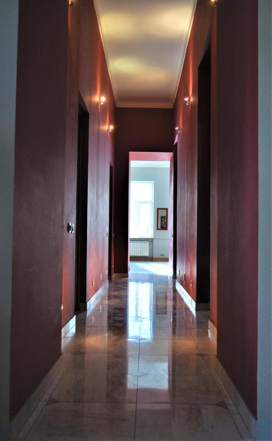 Great 144 Sq.M. Apartment In The Center Of Київ Екстер'єр фото